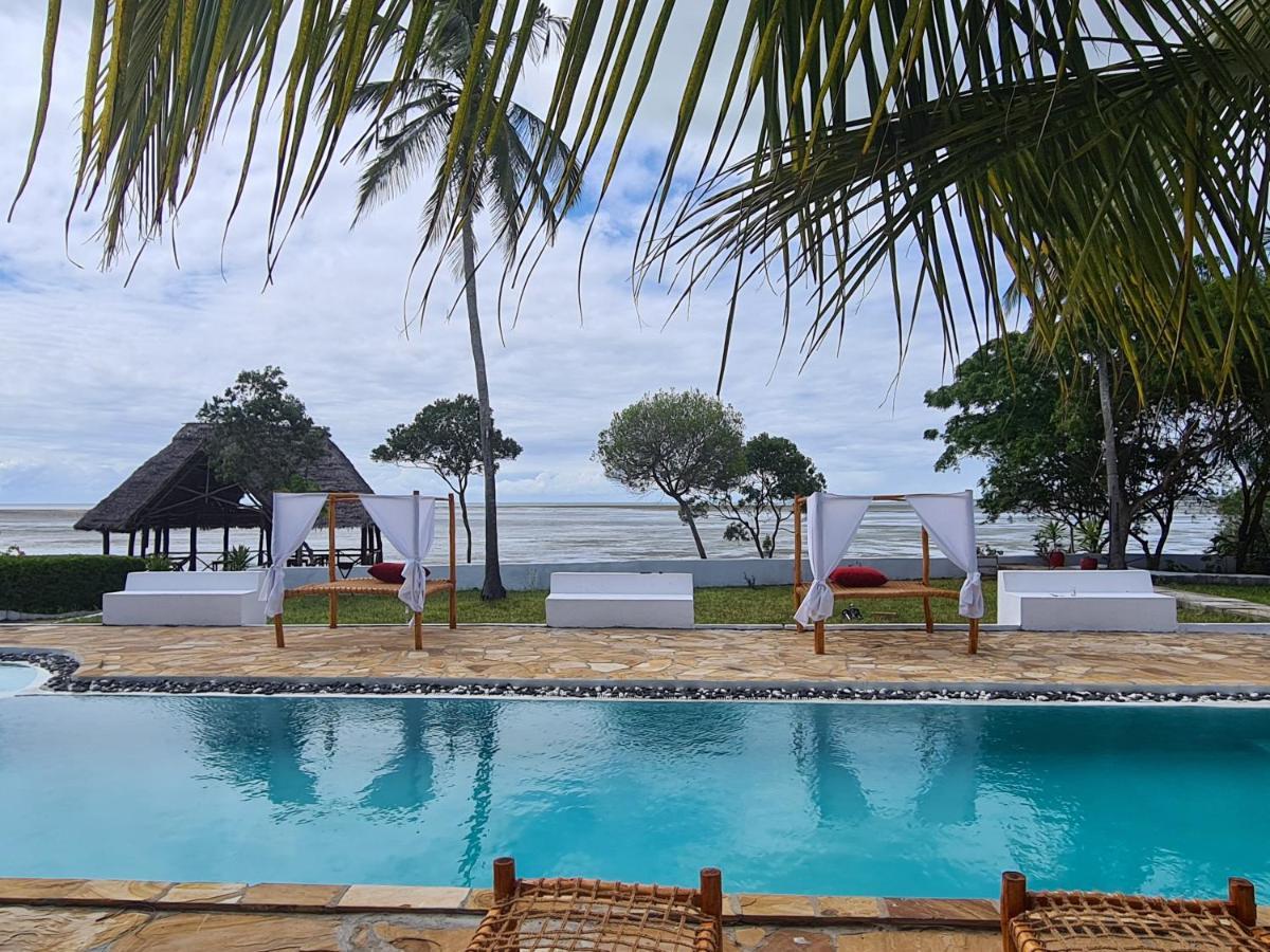 Ivory Ocean View Hotel Marumbi Bagian luar foto